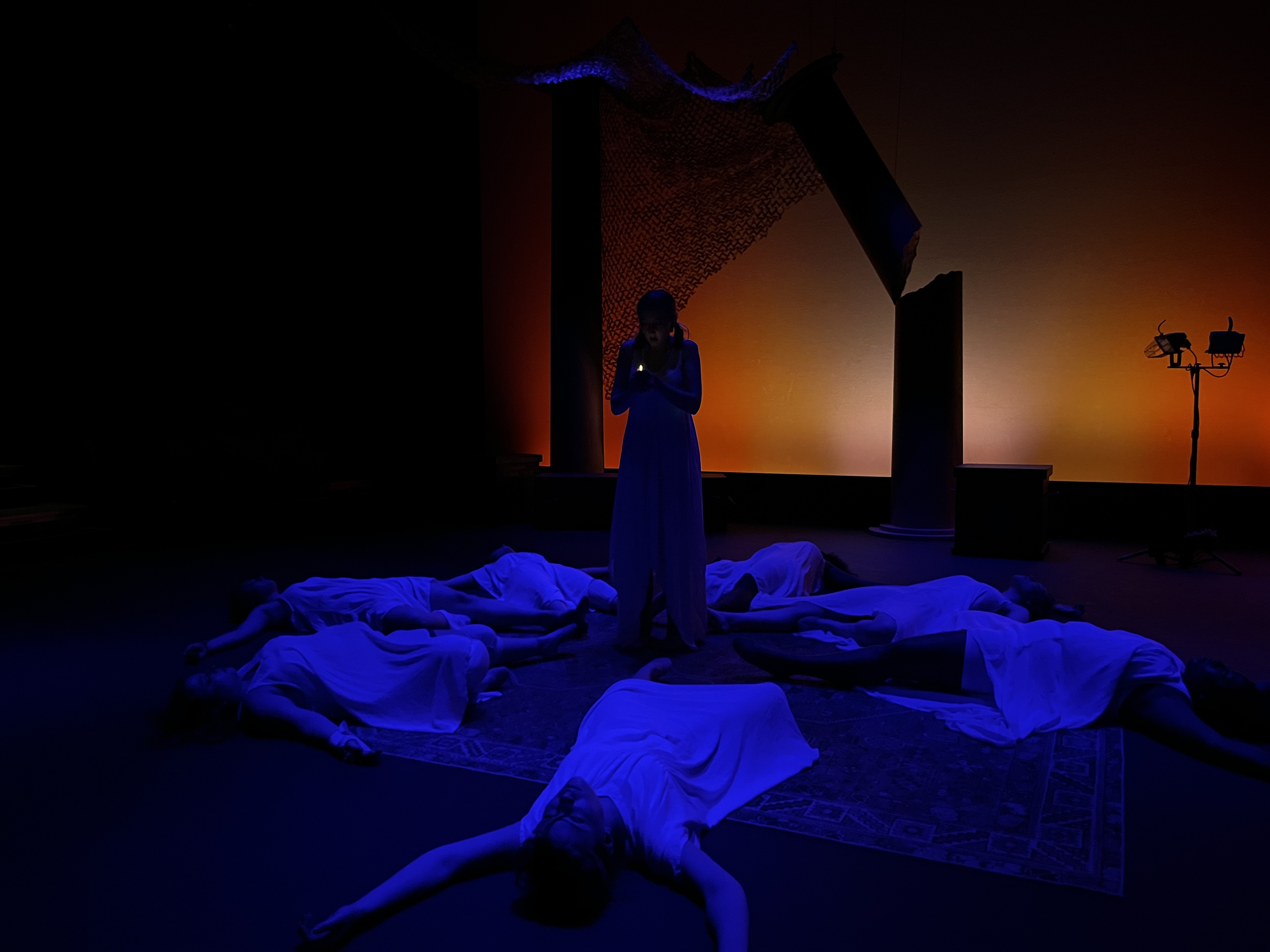 Final moments, Cassandra turns out the lights