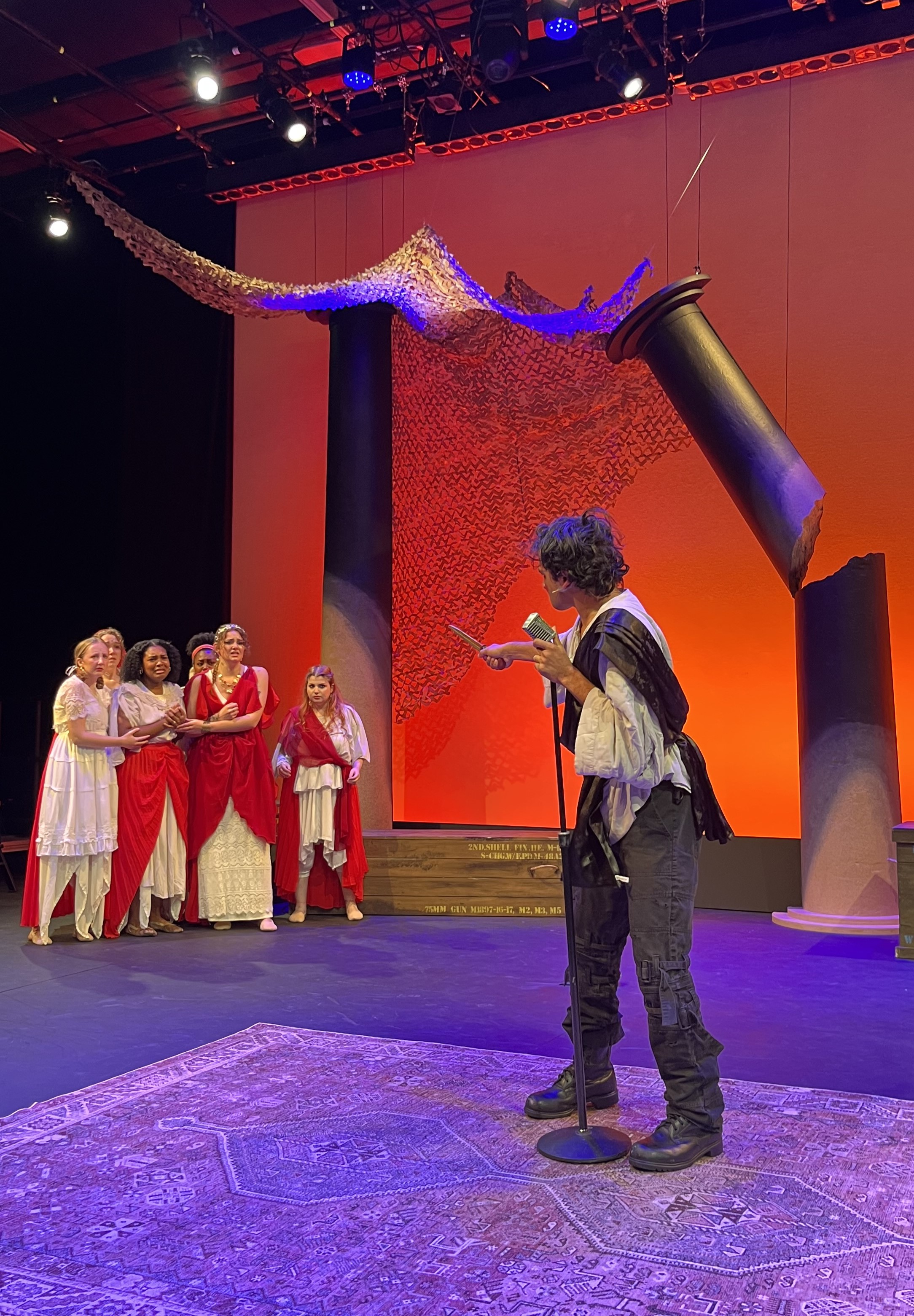 Talthybius threatens the women