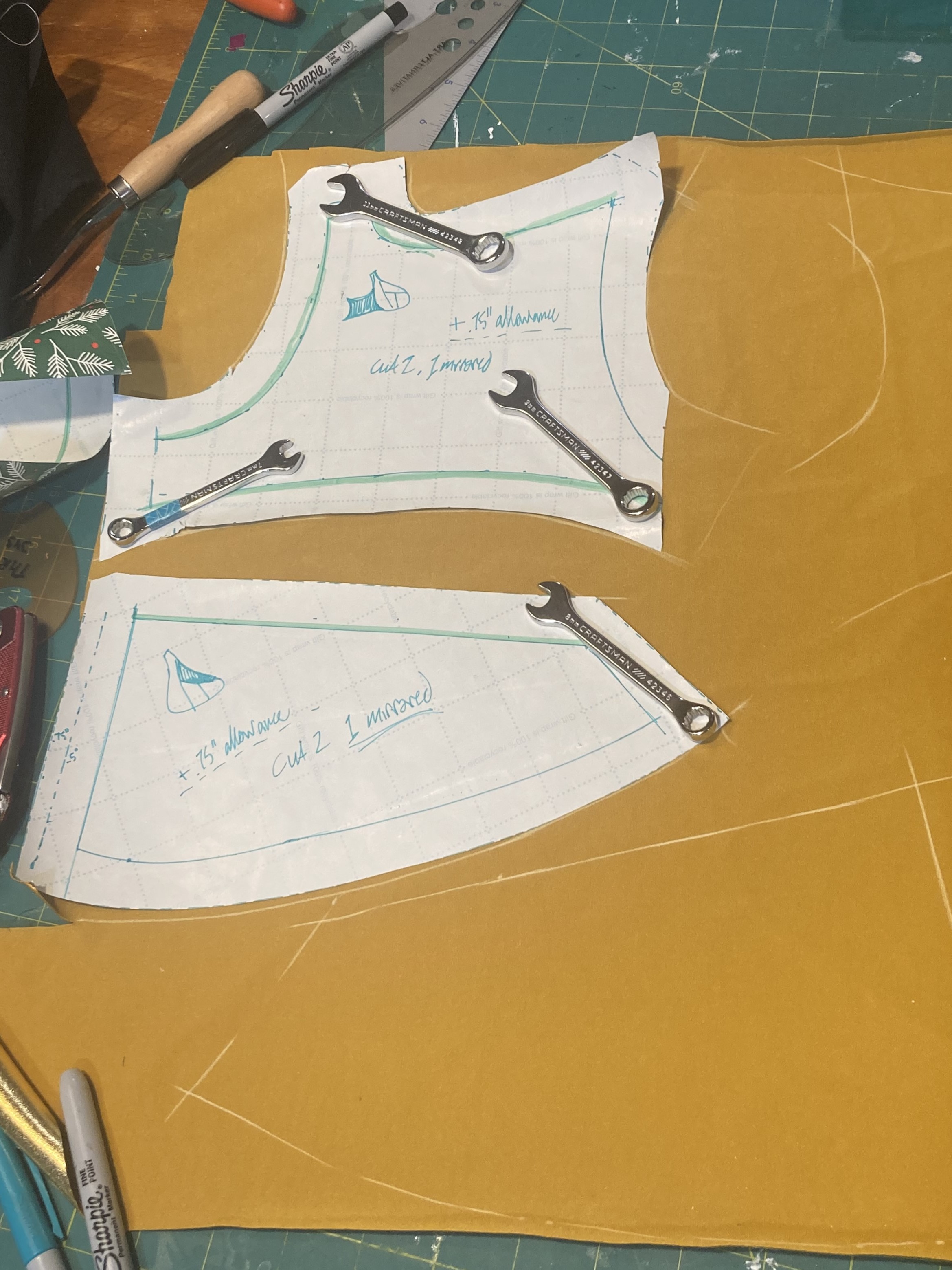 Rocky bra patterning